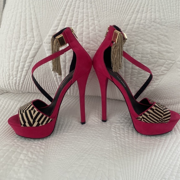 Steve Madden Keyshia Cole pink heels - Picture 5 of 9